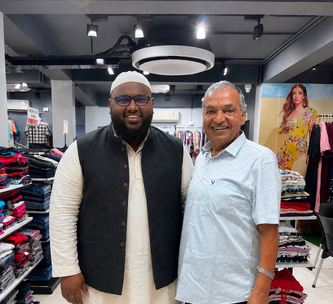 Nazcon team meeting at a completed retail project